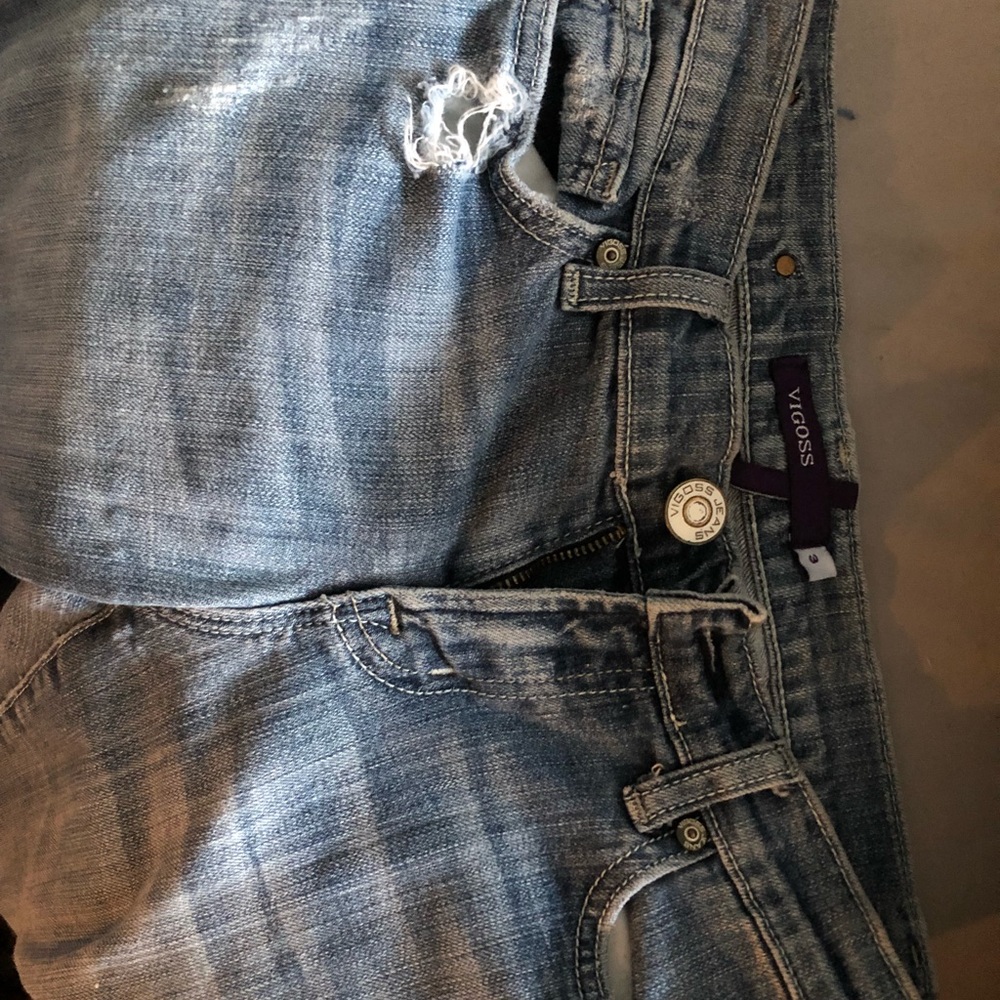 Vigoss Jeans size 3 distressed